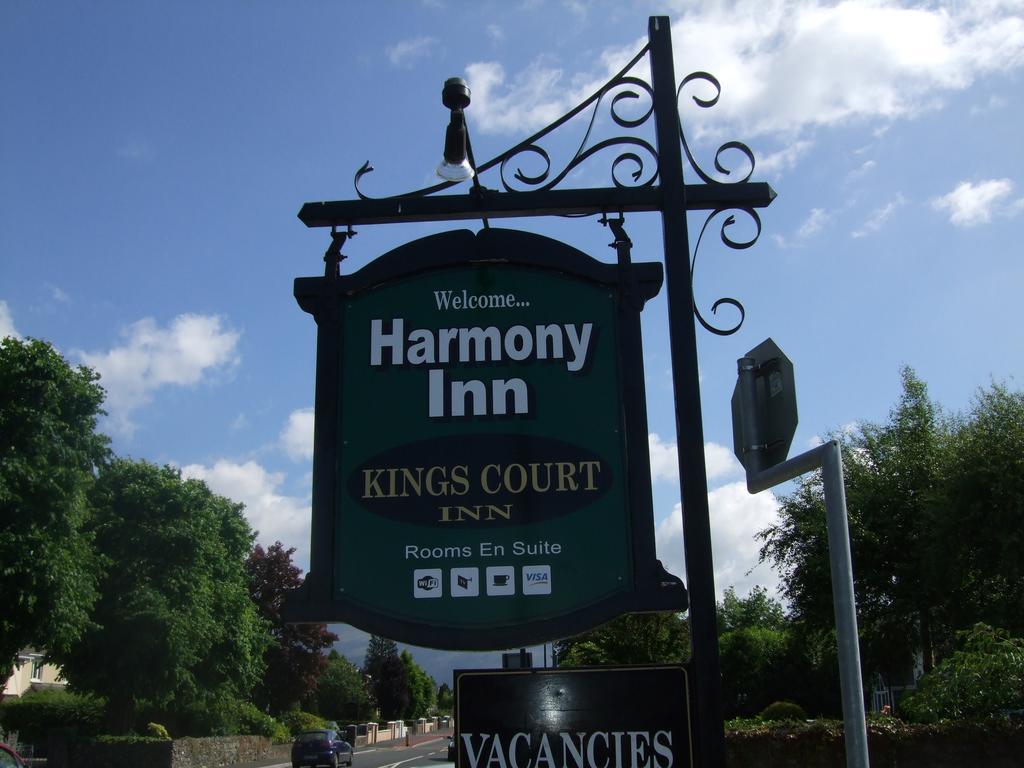 Harmony Inn - Kingscourt Кілларні Екстер'єр фото